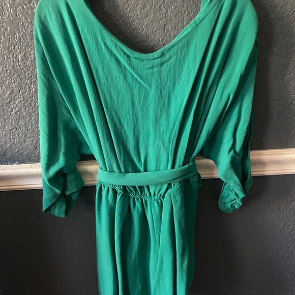 Beautiful romper! - Picture 5 of 5